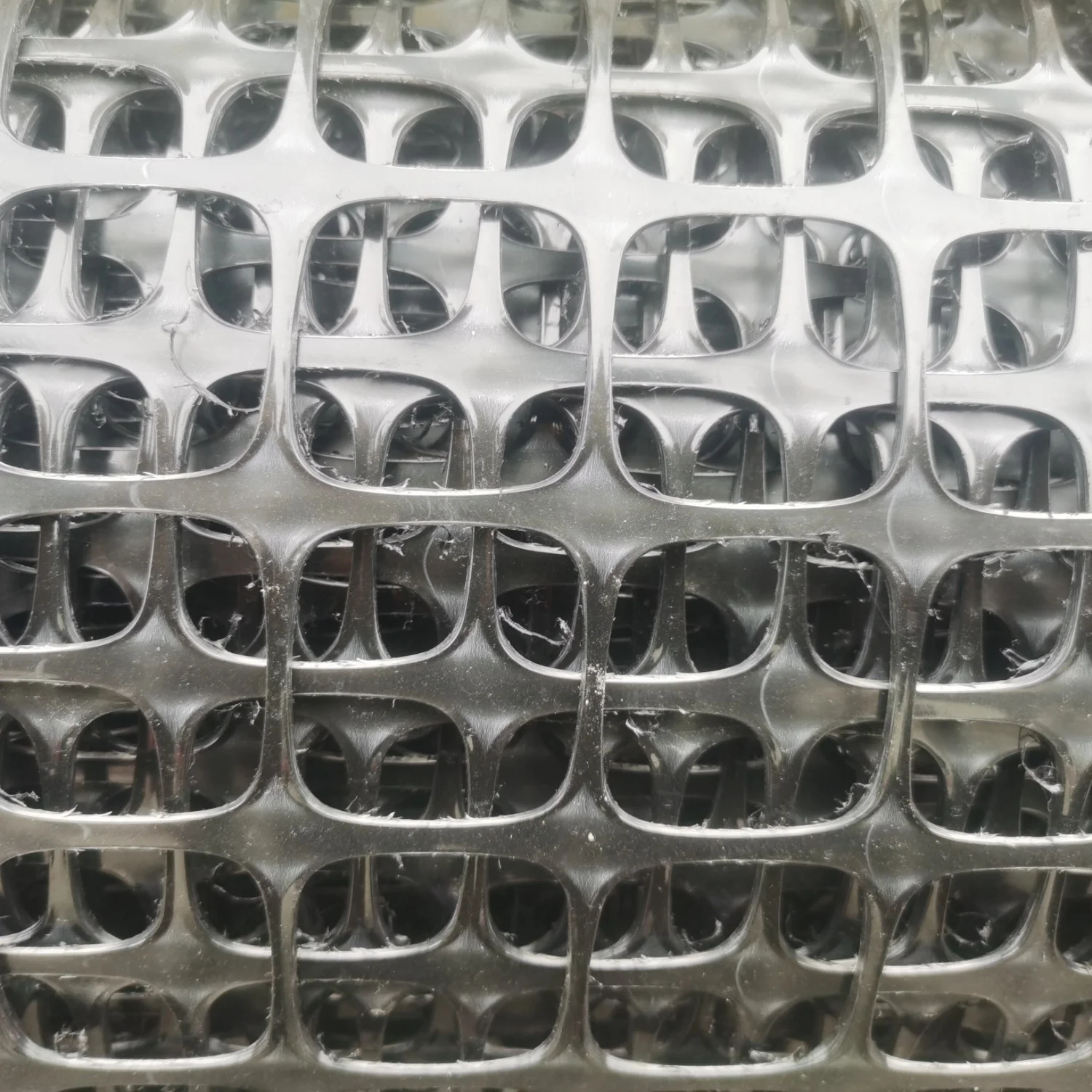 Geogrid 30KN minerario biassiale PP resistente alla corrosione ad alta resistenza Nero