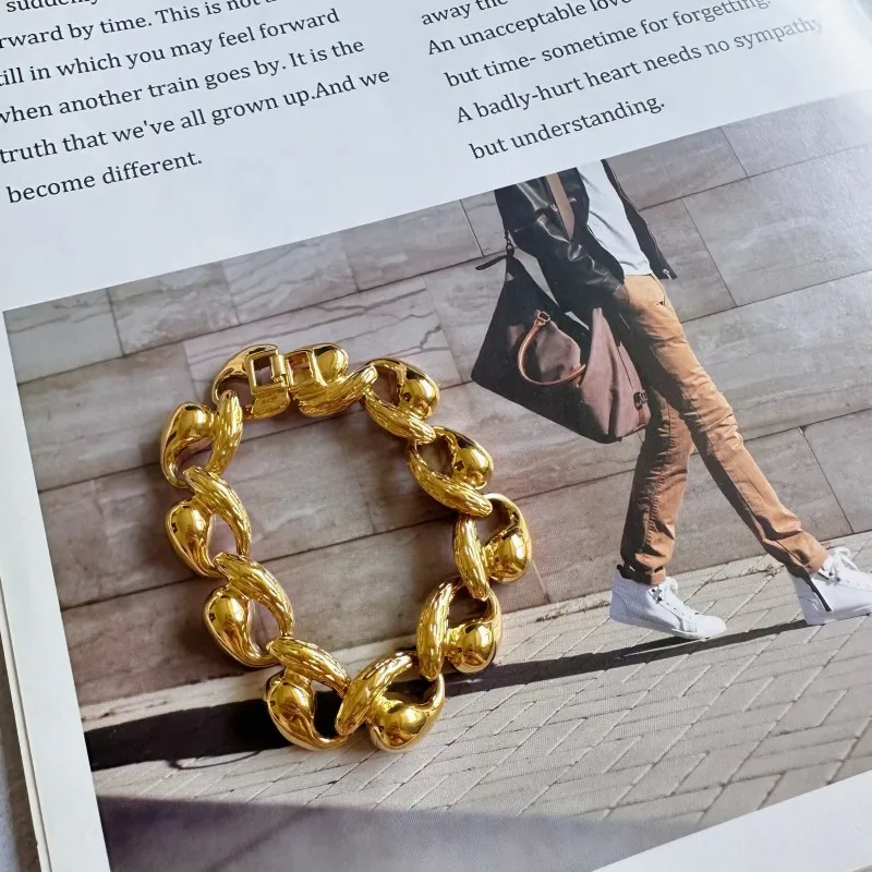 VKVVA Fashion Jewelry Vintage Brass Gold-plated Twisted Wave Swirl Cuff Bracelet for Women Birthday Gifts, Unique Gift