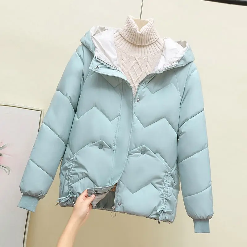 2025 Winter New Women's Short Cotton Coat with Down Filling Stylish Loose Outdoor Jacket for Cold Weather