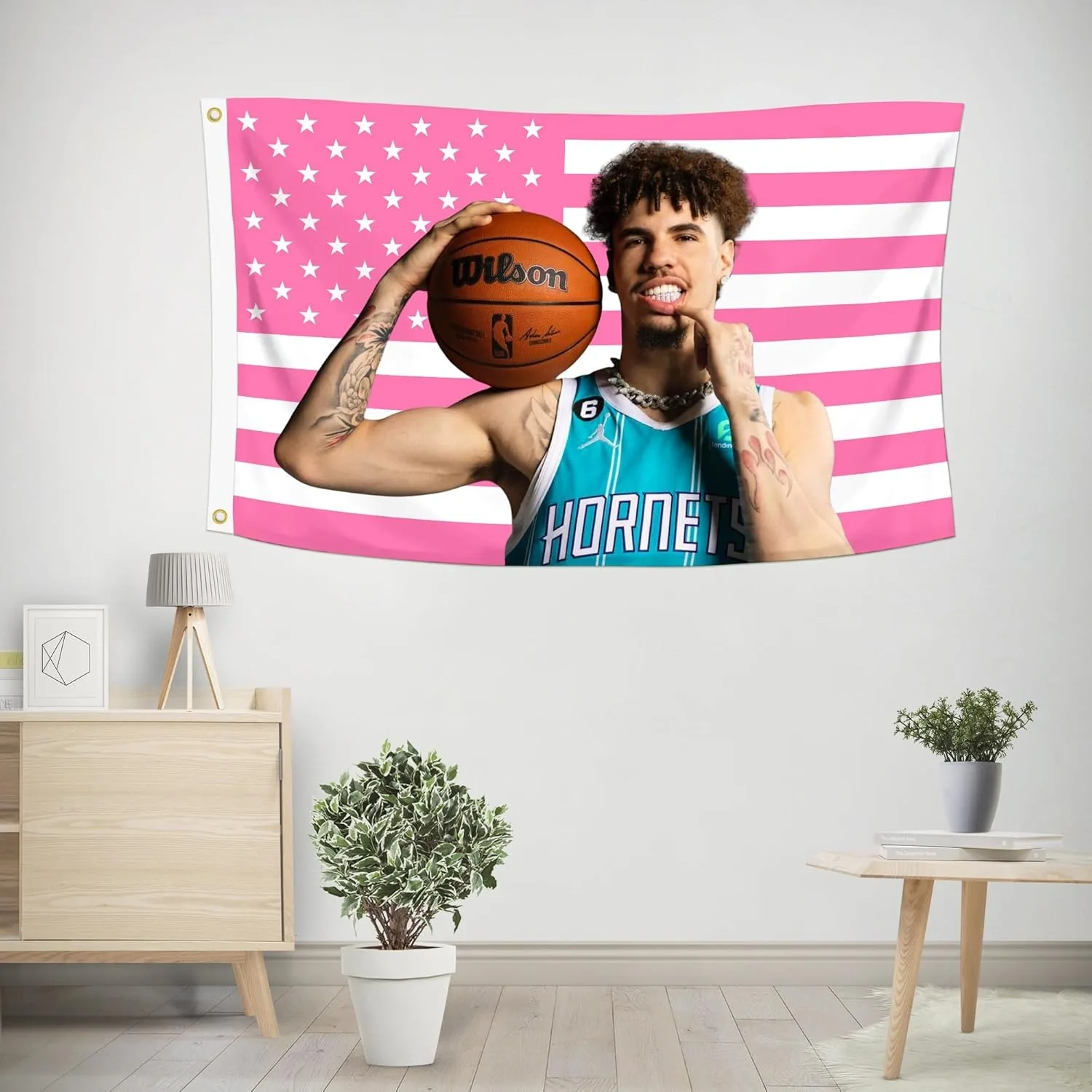 مروحة كرة السلة من LaMelo بعلم بوليستر وحلقات نحاسية مزدوجة مخيطة وديكور داخلي وخارجي هدية للنوم الجامعي