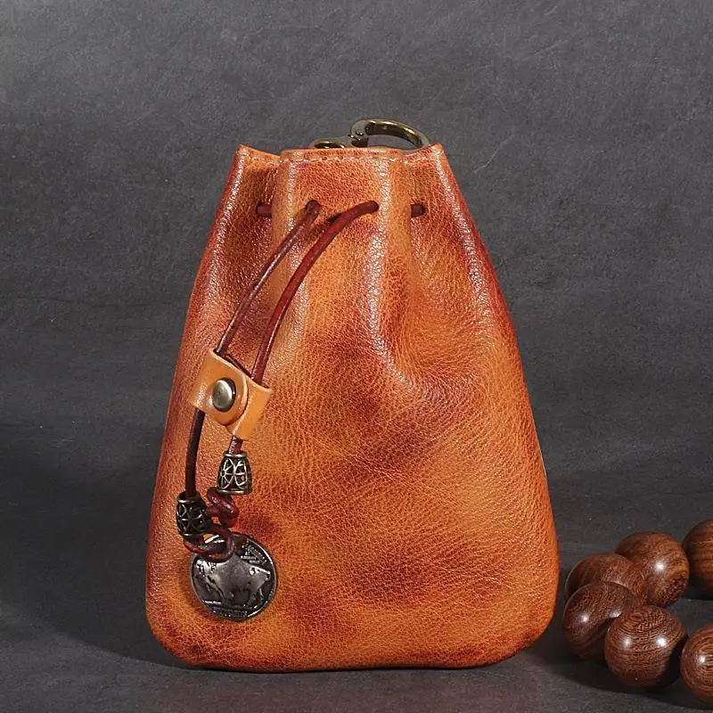 borsa-per-tabacco-in-pelle-stile-antico-accessorio-per-fumatori-portatile-e-pratico-articolo-tradizionale-fatto-a-mano