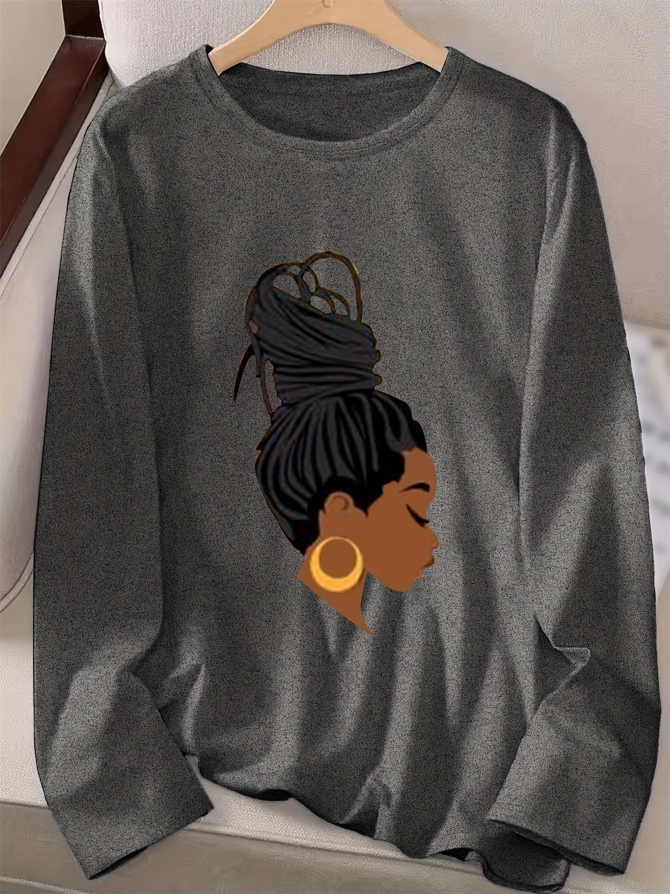 تي شيرت نسائي للربيع والخريف 100% قطن كاجوال فضفاض بنمط صورة مطبوع برقبة دائرية وأكمام طويلة