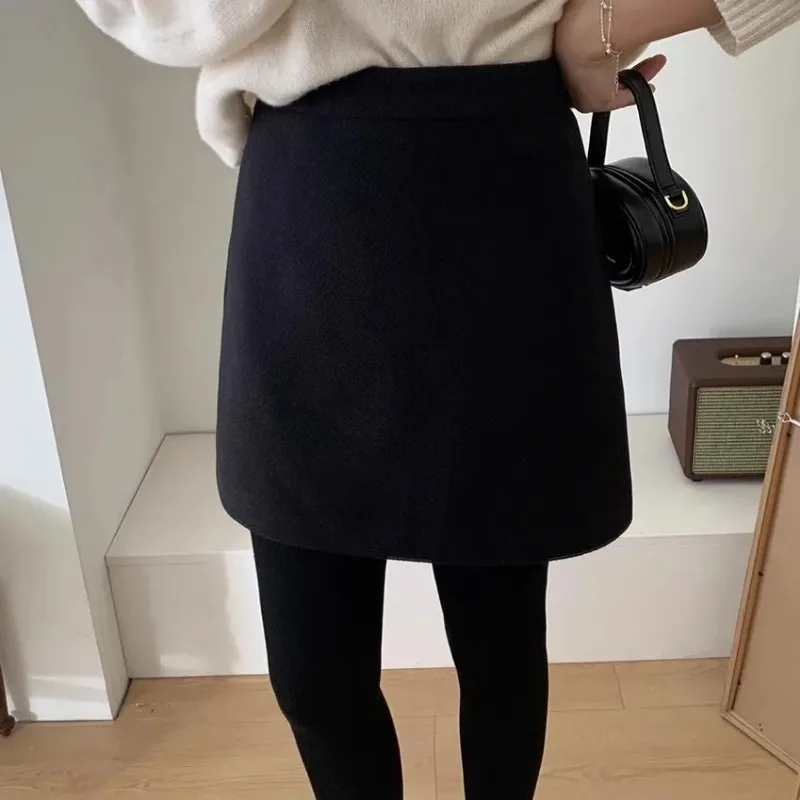 

Woolen Skirt Elastic High Waist Slim A-line Skirt Versatile Autumn and Winter Versatile Short Skirt
