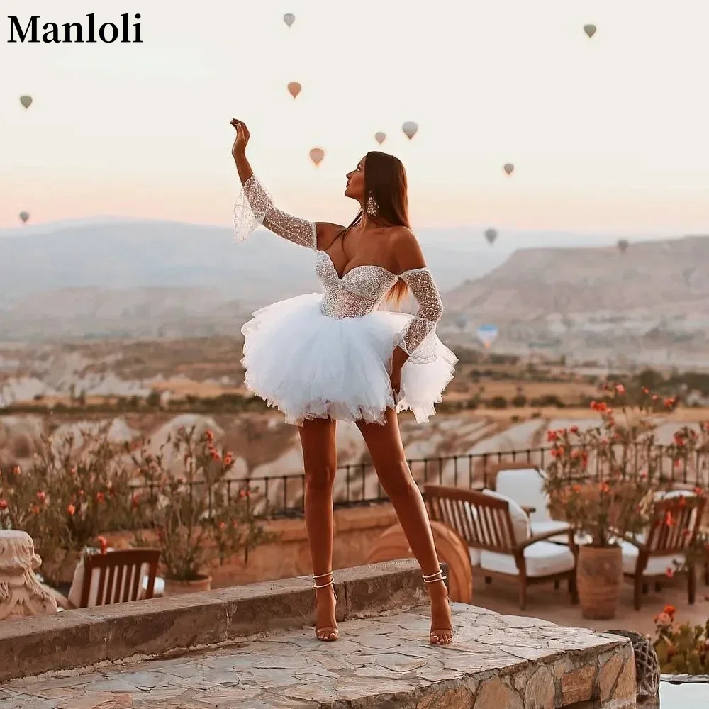 

Модное сексуальное короткое свадебное платье А-силуэта, блестящее, с открытыми плечами, длинными рукавами, мини-платье для невесты, пышное, с плиссировкой, для вечеринок, на заказ