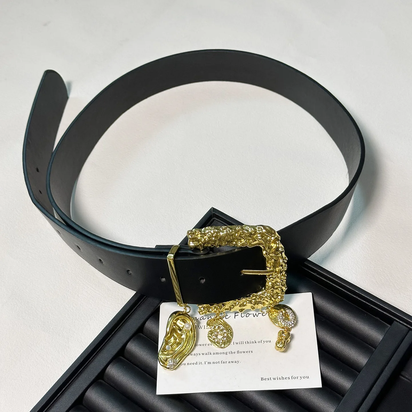 Retro Crystal Ears Nose Multi-element Pendant Belt, Catwalk Light Luxury  Waist Belt Decoration for Clothes Accessories