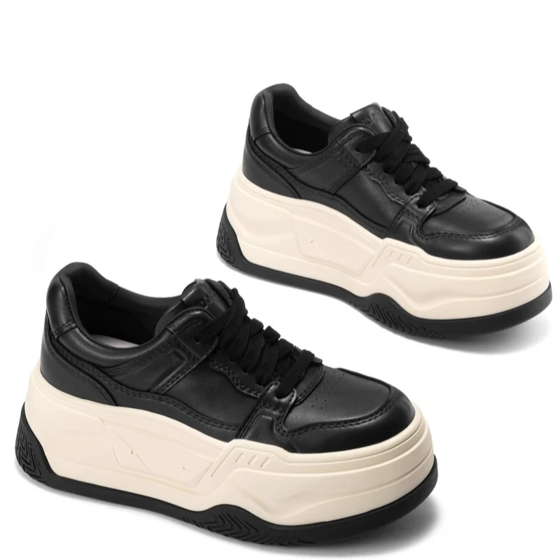 أحذية ركاب أوروبية للنساء 7.5 سنتيمتر جلد طبيعي تنفس أحذية رياضية كاجوال سميكة سوليد الارتفاع زيادة الأحذية