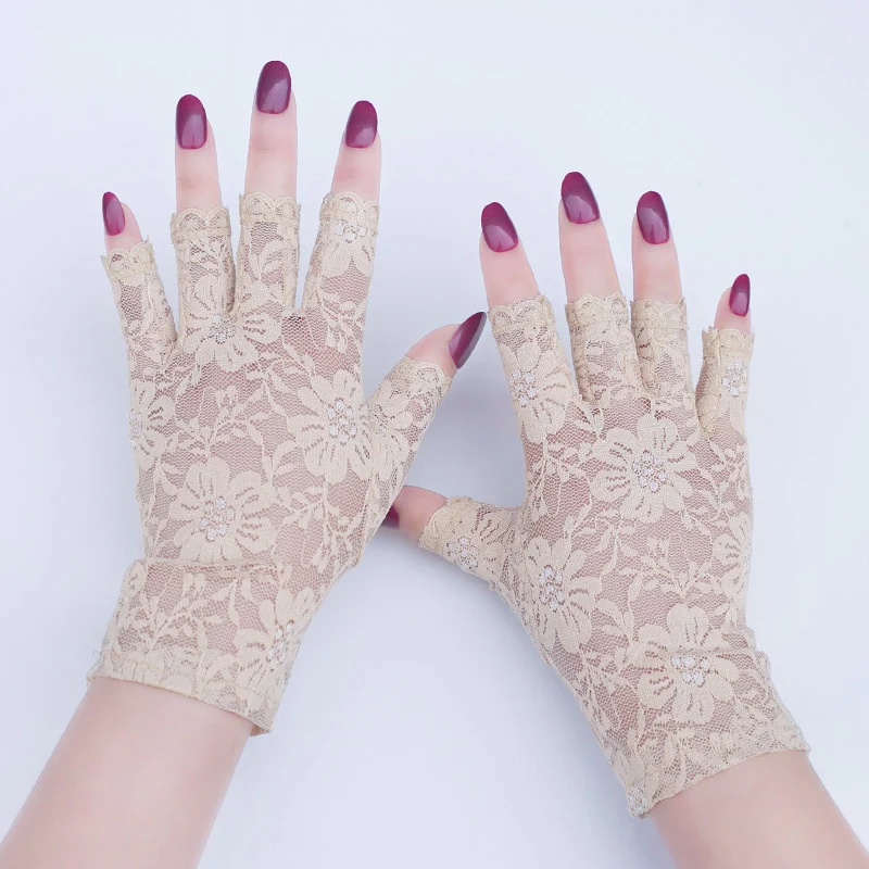 Hot Women Short Lace Half Finger Lace Sun Protection Gloves Fingerless Lace Wedding Decoration Gloves Fingerless Style