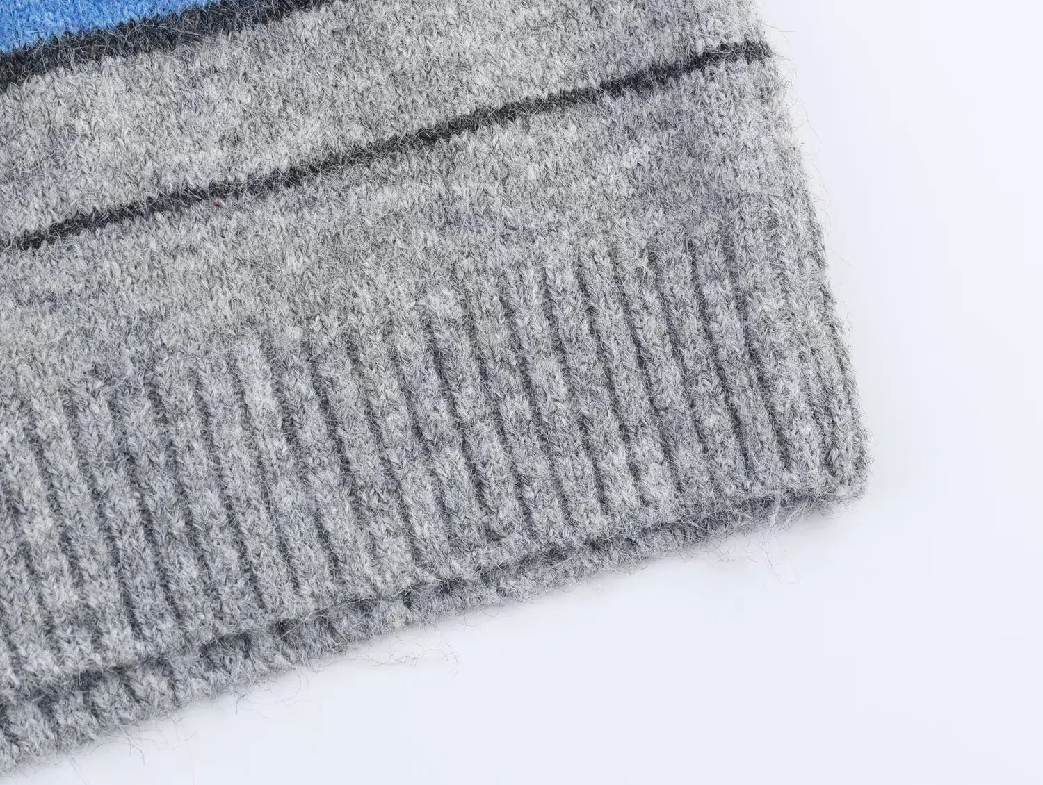 DiYiG WOMAN 2025 موضة شتاء جديدة سترة مخططة متباينة أنيقة بياقة بولو كل مباراة سترة بأكمام طويلة Mujer