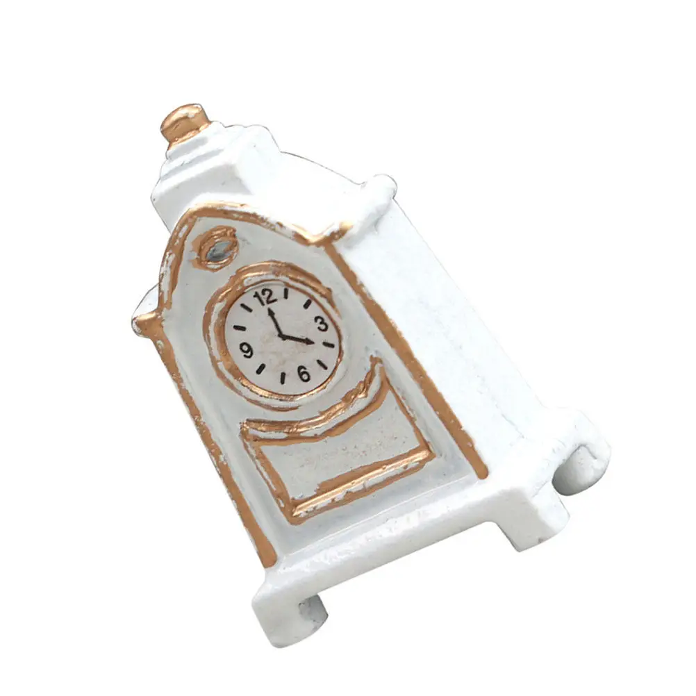 

Mini House Decoration Retro Small Clock with Simulated Pendulum Strong Wear Resistance Tiny Table Clock Ornament for Dollhouse