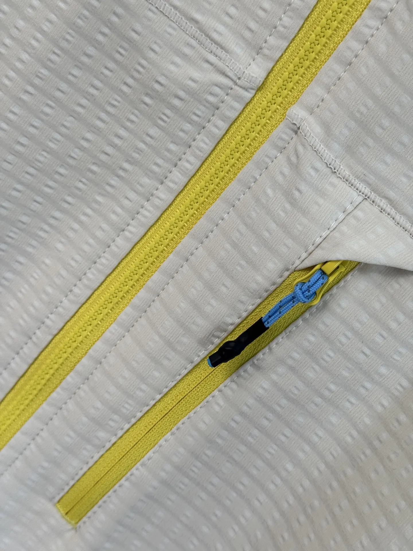 Outdoor Fashion, Sports, Mountaineering, Trendy Men's Travel, Urban Leisure, Fishing, Versatile Windproof and Waterproof Jacket