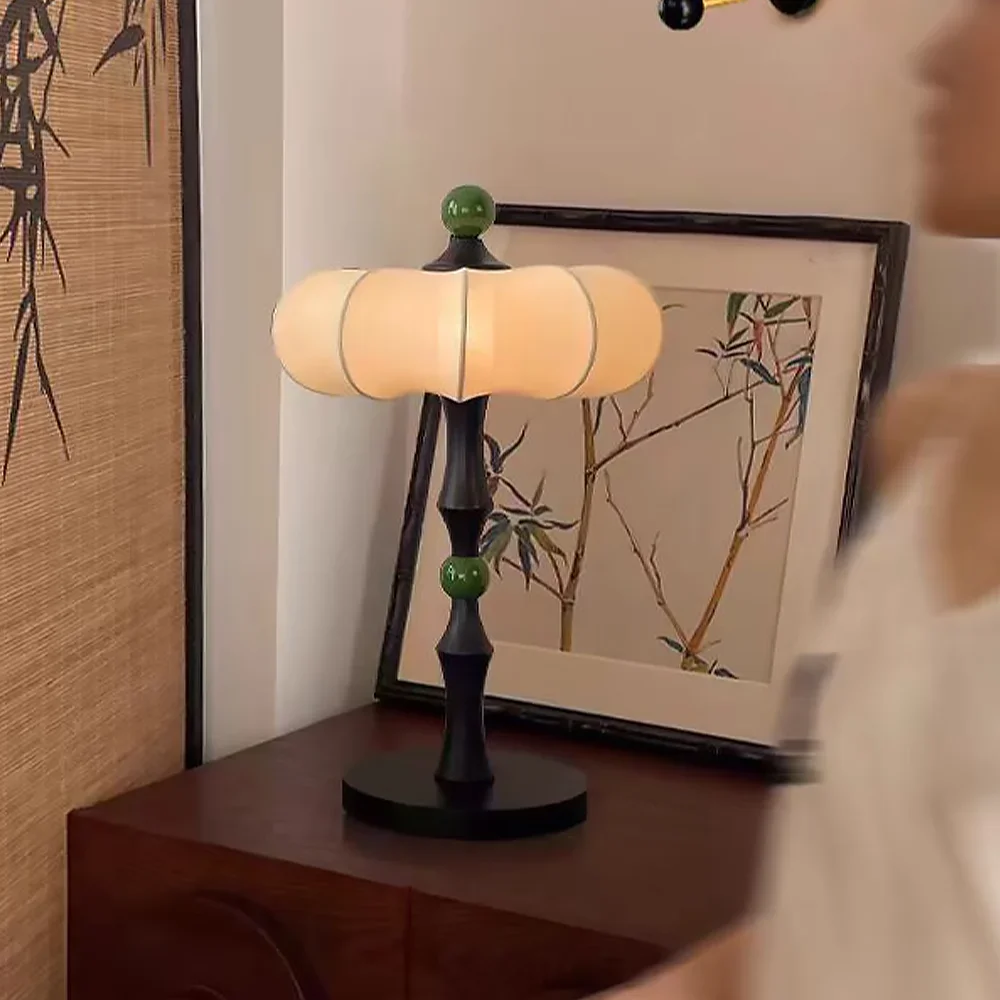 French Style Table Lamp LED Bedroom Bedside Lamp Study Decorative Book Lamps Ambient Furniture Decorative Lamps Bed Reading Lamp