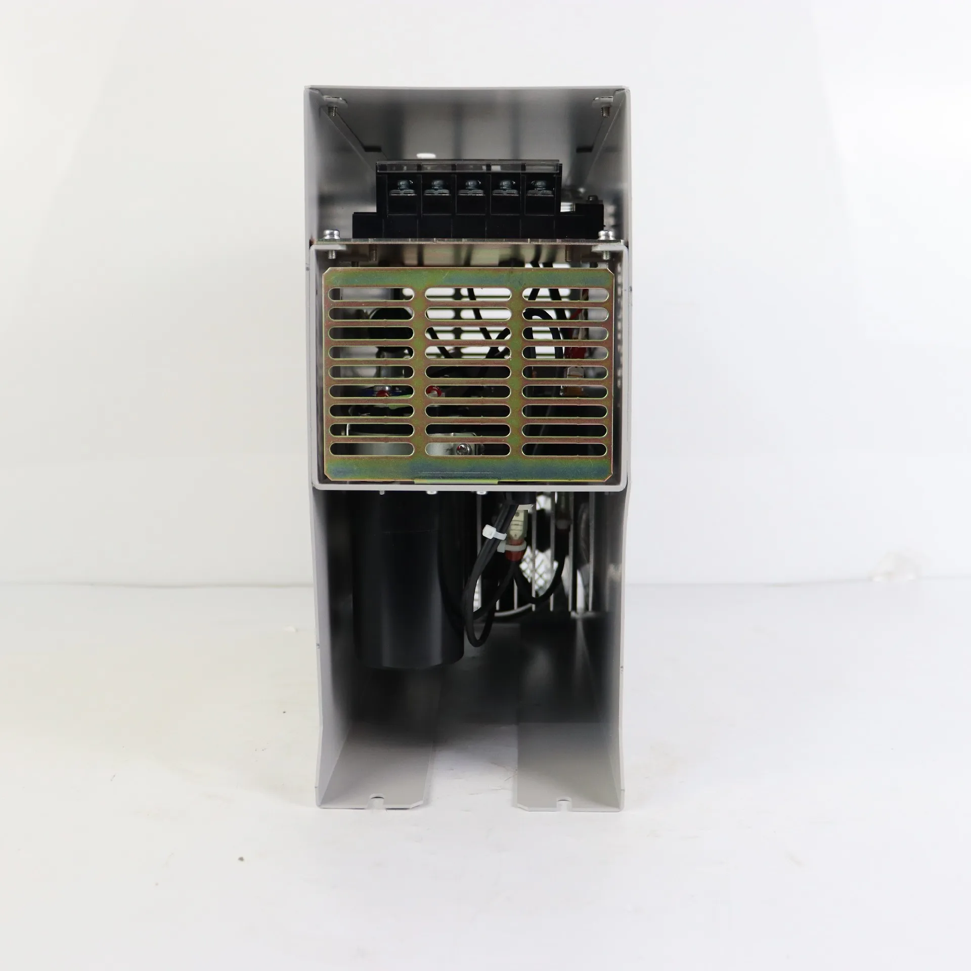 Penggerak servo UMC554000-03