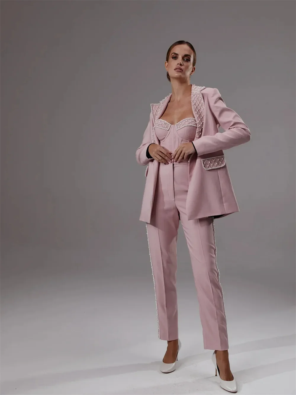 Elegant V-neck Women Pant Suits Spring Summer Office Suit Glamorous Beaded Business Suits Wedding Tuxedo Blazer Customized