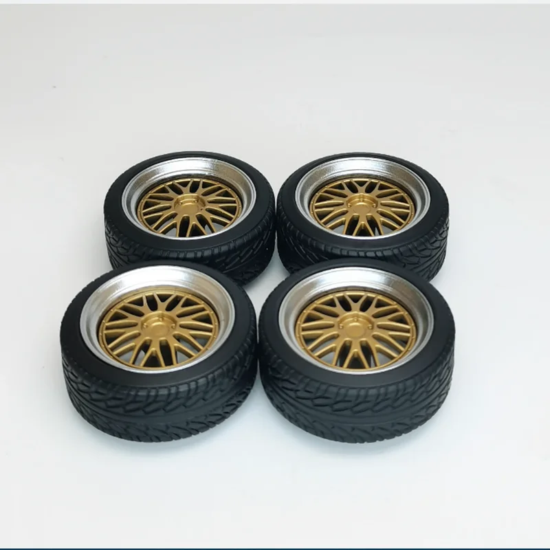 1: 18 Scale BBS LM Two-Piece Multi-Spoke Sports Hub Refitted Wheel (Diameter: 36mm)ABS Material Can Be Installed In The Car