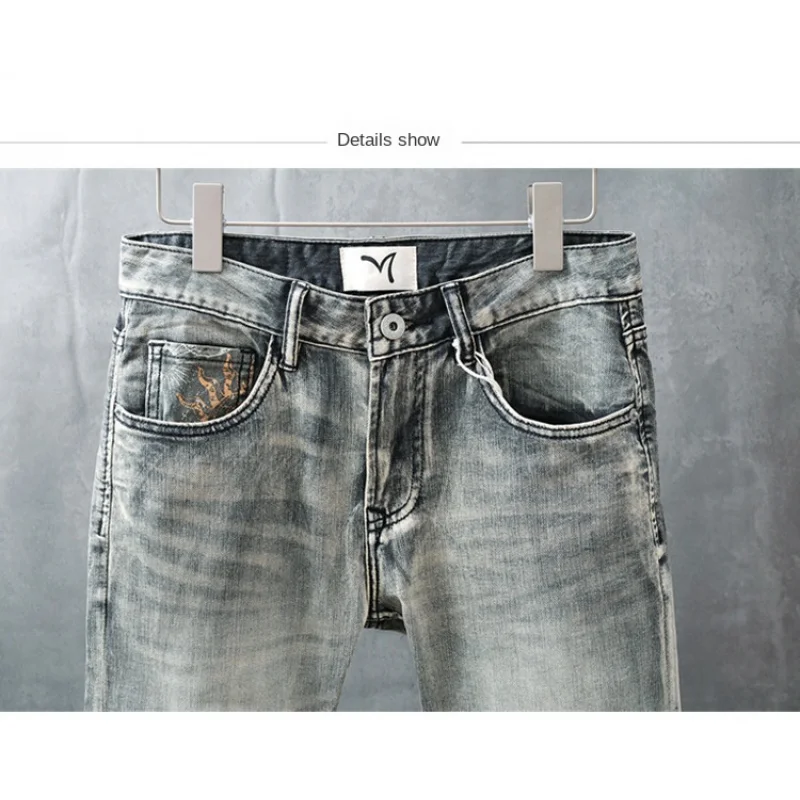 

Модные и роскошные мужские джинсовые брюки с карманами и принтом, облегающие брюки прямого кроя, модные и универсальные элитные брюки