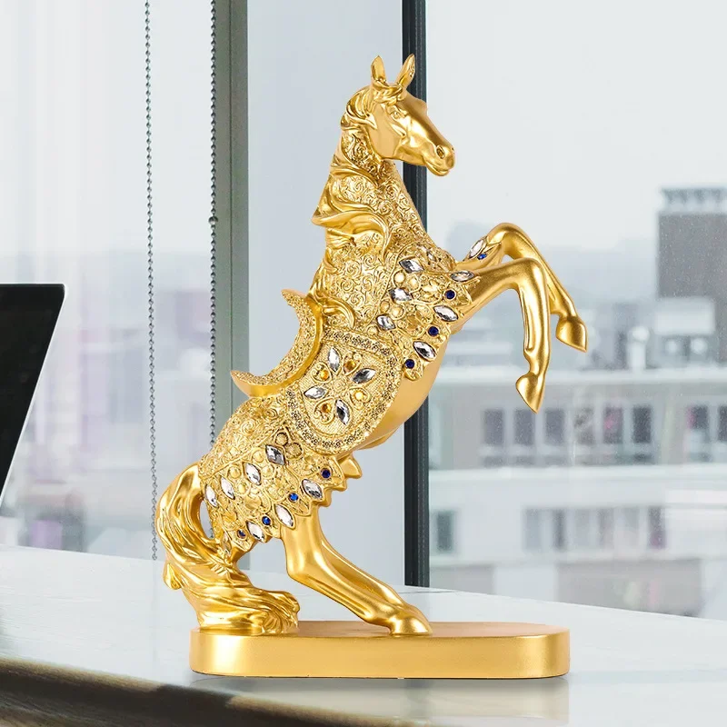 

1PCS Golden War Horse Unicorn Statue Sculpture Modern Office Desk Nordic Home Decor Decoration Accessories Ornaments Furnishing