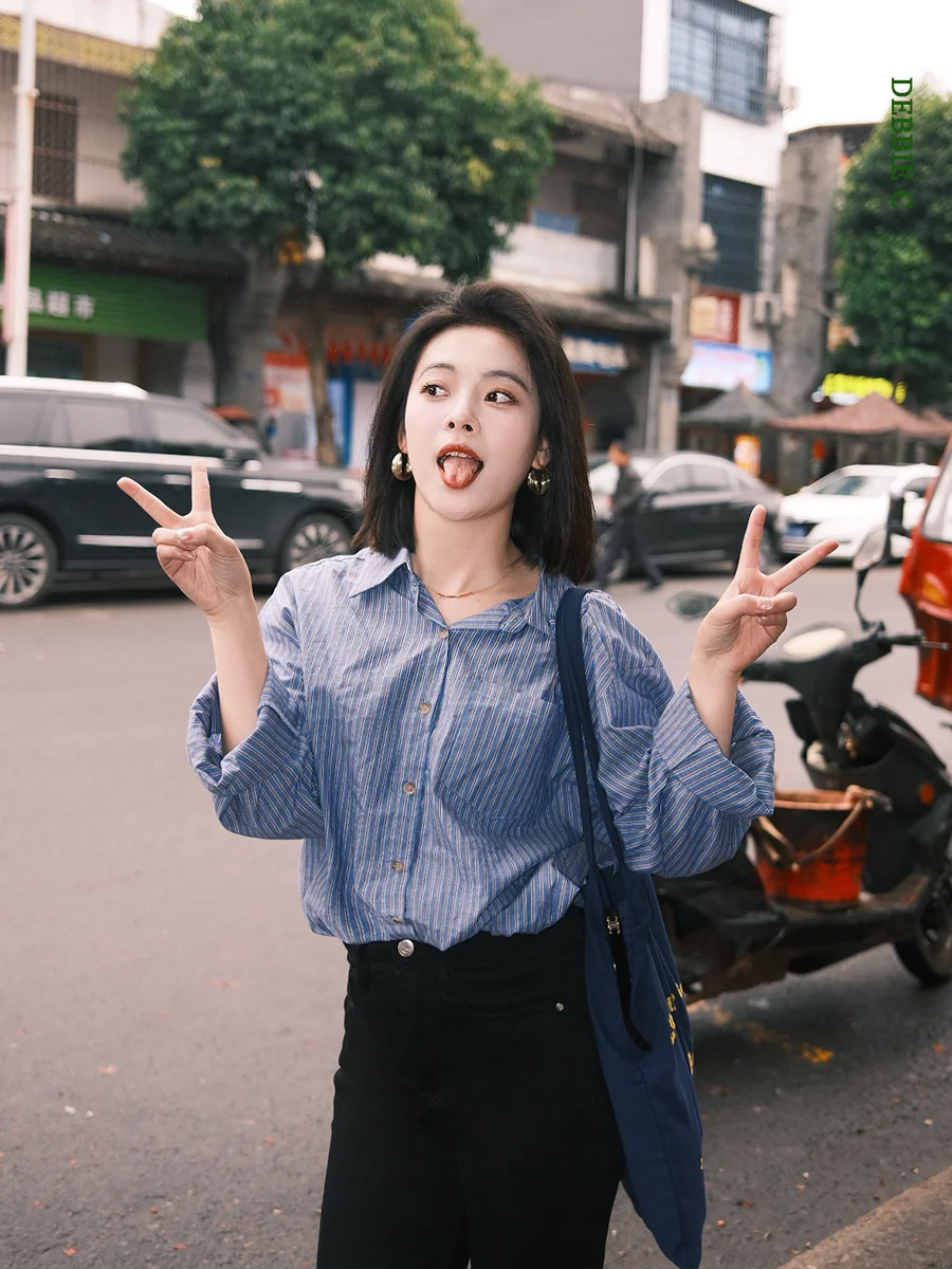 

Debbie C Blue Hong Kong Sle Классическая универсальная свободная женская рубашка в полоску из 100% хлопка с длинным рукавом и воротником