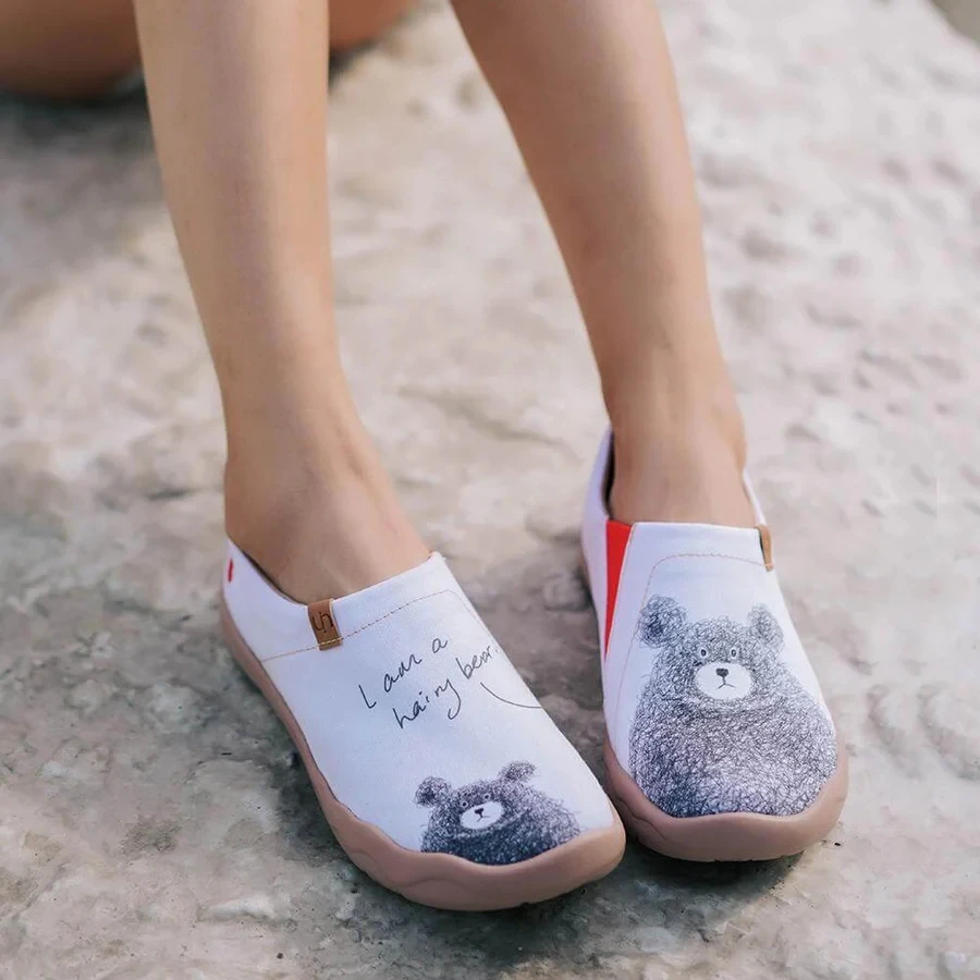 UIN Fashion retro cute cartoon animal bear women\'s shoes sports art casual canvas travel shoes BE WITH YOU