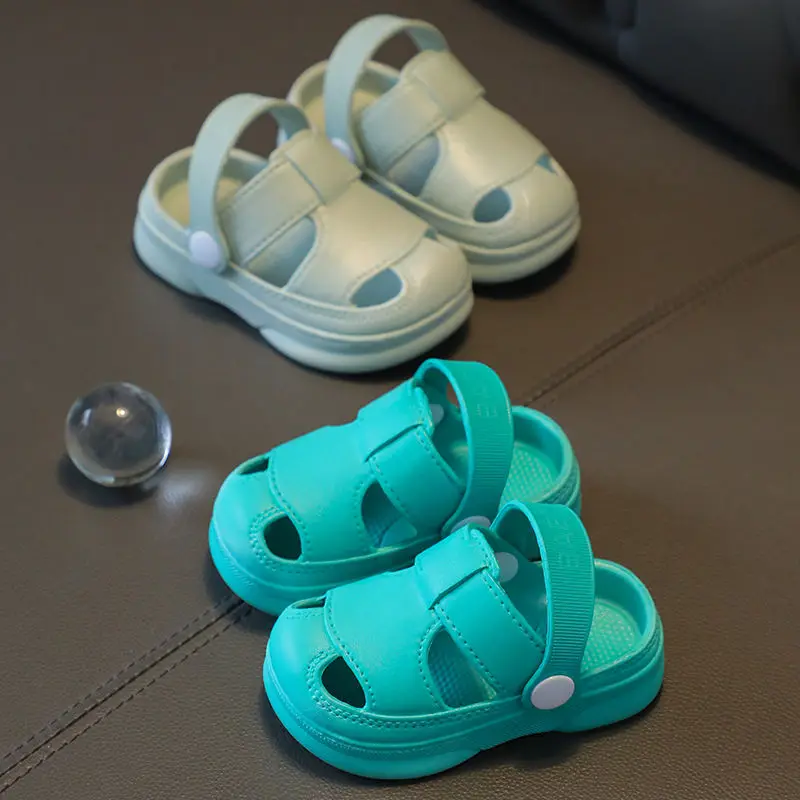 2024 Children Beach Shoes Flat Sandals Garden Slippers Anti-slip Kids Hole Shoes Clog Toddler Slides for Boys and Girls