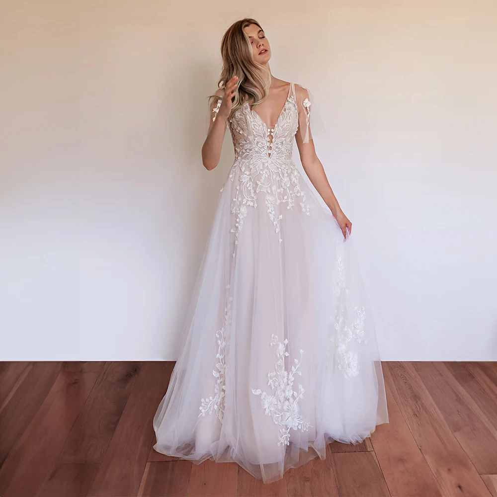 

Elegant V-neck Spaghetti Straps Floral Applique Lace Tulle Wedding Dress for Women A-line Court Illusion Wedding Party Gown