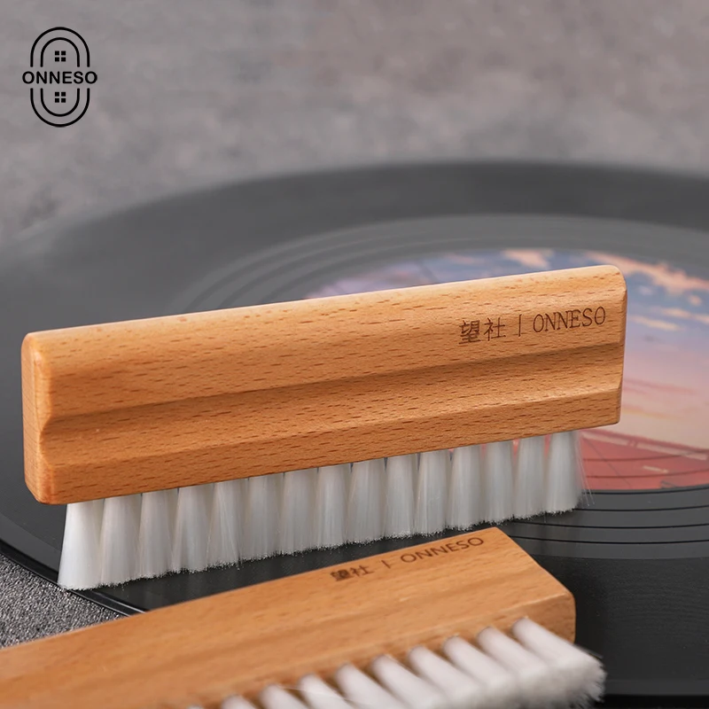 Vinyl Record Dust cleaning brush Natural Beech handle Soft bristle Anti-static Cleaner Dust Remover Accessory Record cleaning to