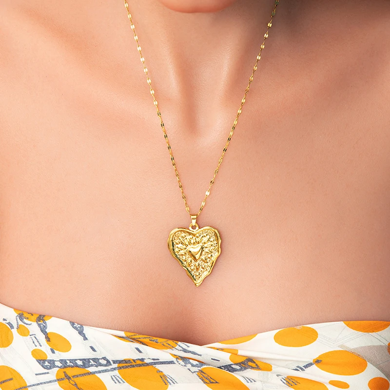 PRISCA |  Big Love Necklace for Women Stainless Steel Fashion Exaggerated Jewelry Gold Color Dropshipping