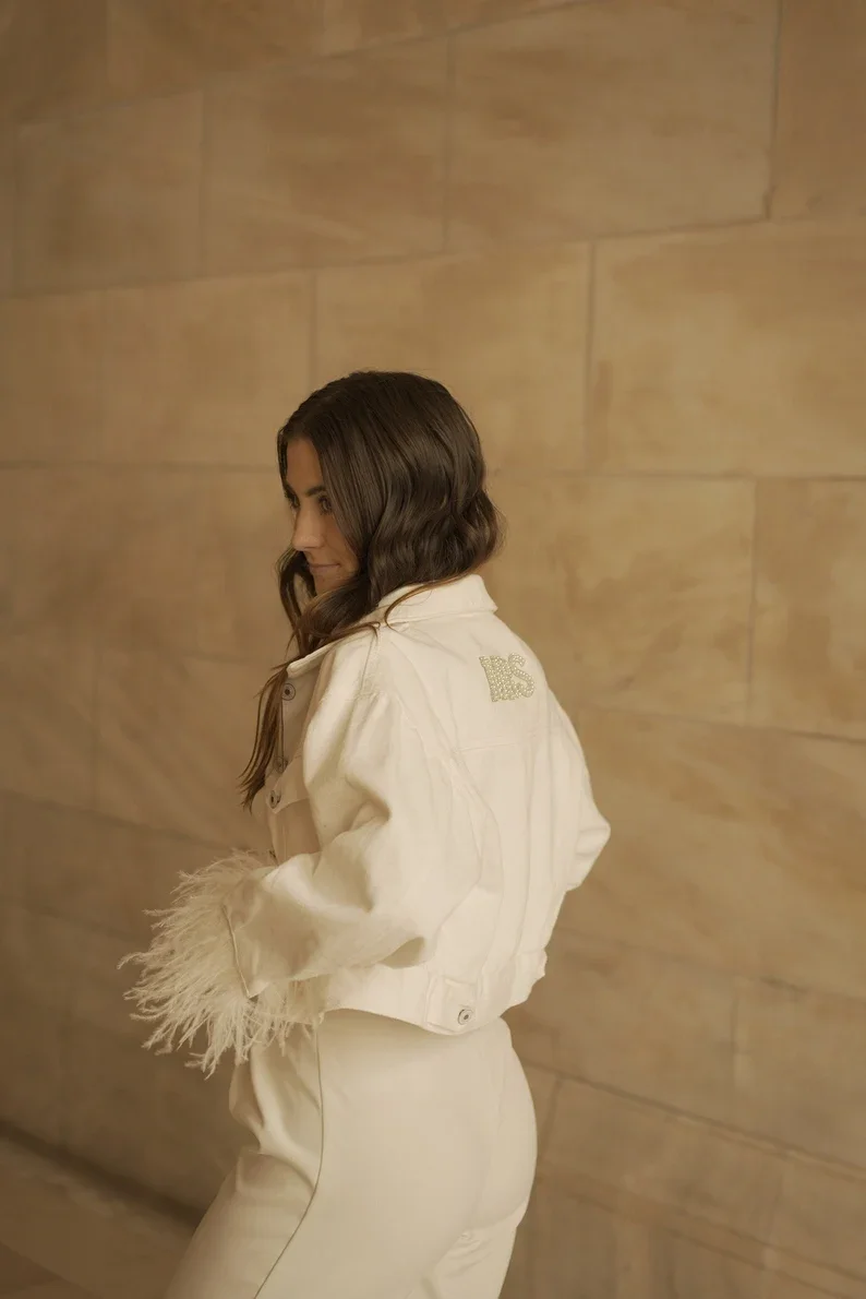 Veste en Jean Personnalisée avec Plumes Blanches, Tenue de Manteau de Mariage, ixd'Enterrement de Vie de Jeune Fille, Future Mme