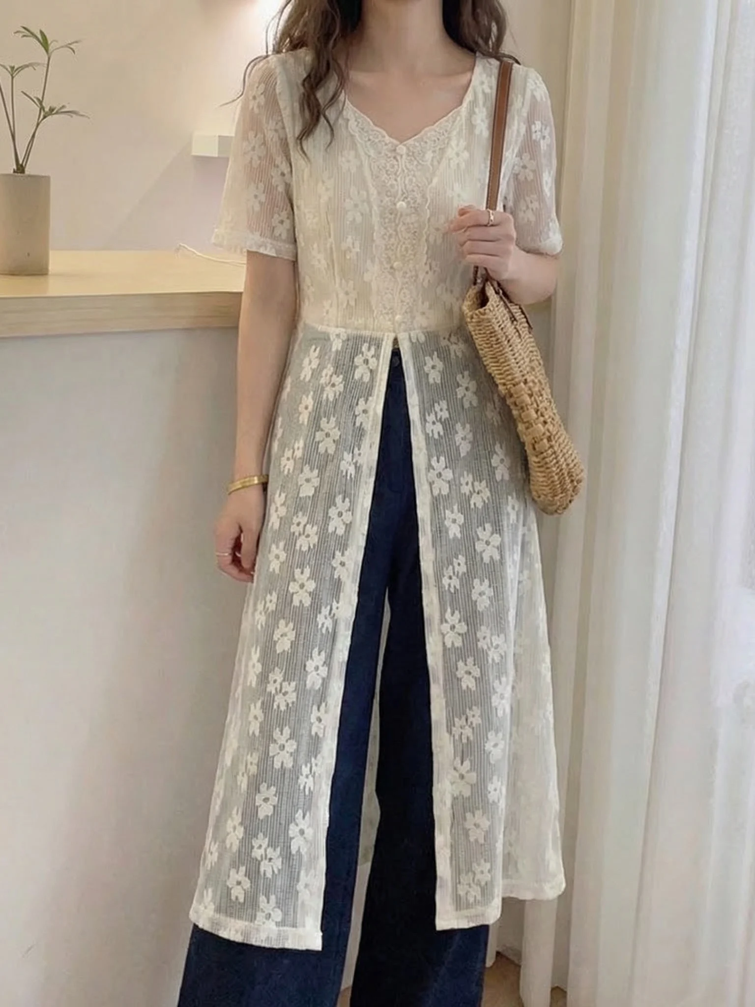 

Ruffle Sleeve V-Neck Lace Shirt Women's Short Sleeve Layered Long Split Casual Korean Style plus Size Spring Summer New Arrival