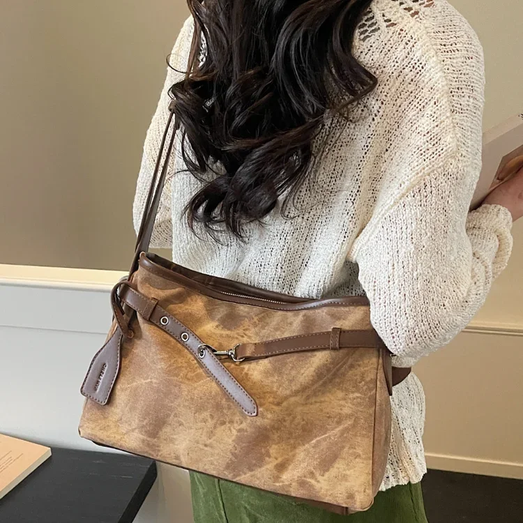 

2026 New Trendy Fashion Large-capacity Tote Bag Simple Daily Leisure Commuting Holiday Shoulder Messenger Bag