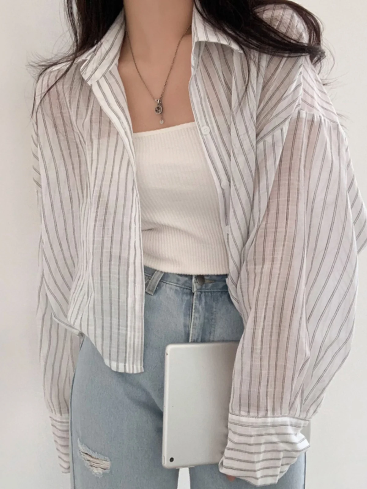 Chic Summer Thin Long Sve Striped irt Bottone singolo Allentato ort Sle Top Versione coreana Colletto Camicetta di protezione solare