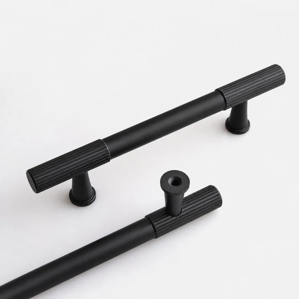 Minimalist Aluminum Alloy Cabinet Handles Gold Black Vertical Grain Drawer Knobs Modern Style Furniture Door Handles Kitchen