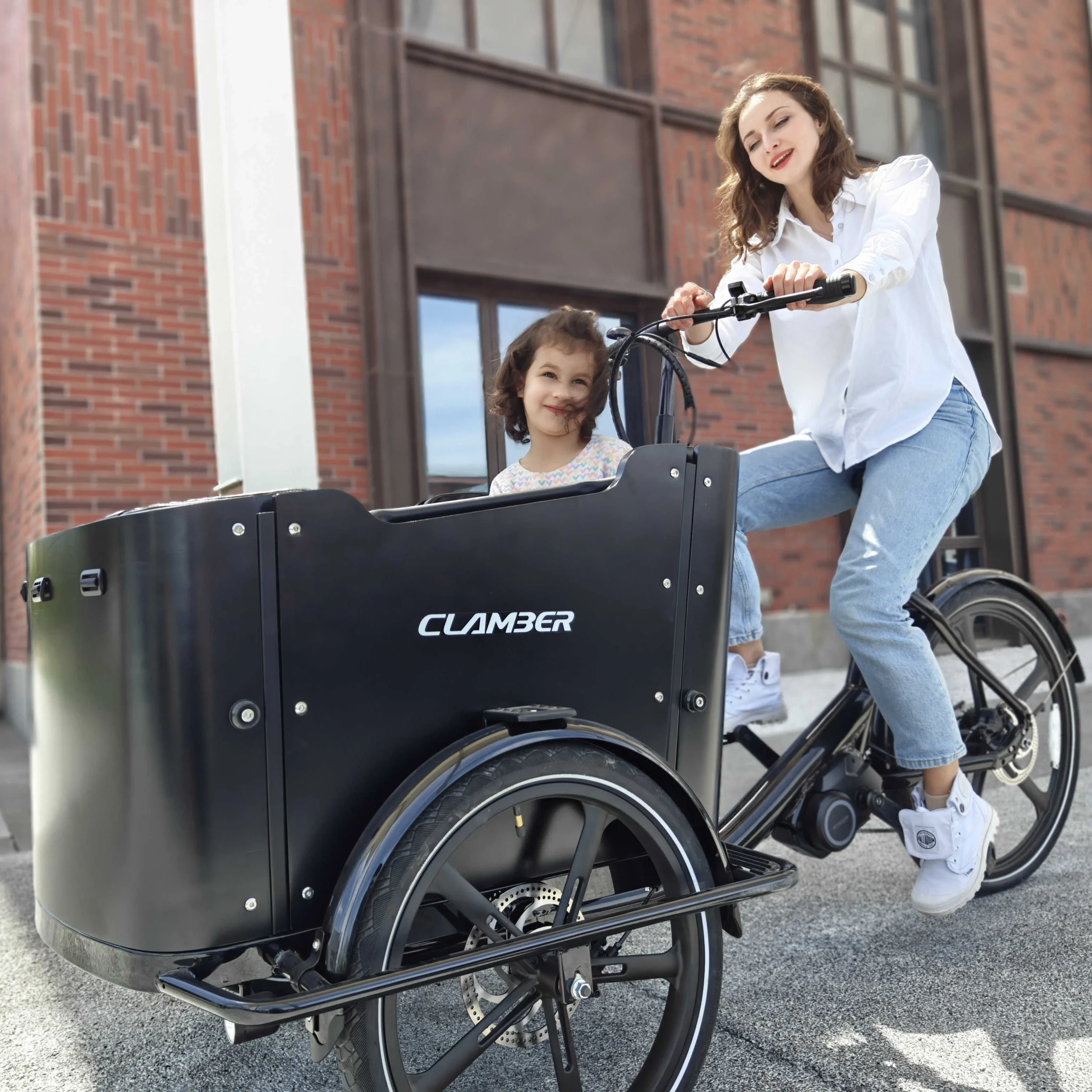 MG Alloy Rim Dutch Electric Cargo Bike Front Wood Box 36V Voltage Rear Carrier Full Loading Capacity Europe Stock Delivery Bike