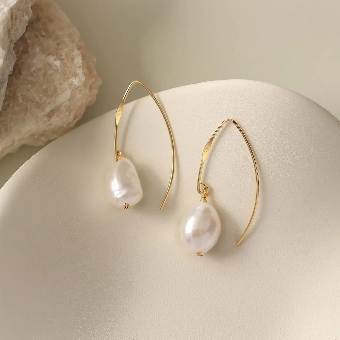 

YWYC 9-10mm Baroque Freshwater Pearl Earrings for Women Fashion Gold Color Dangle Earrings Jewelry Gift 2025 New Arrivals