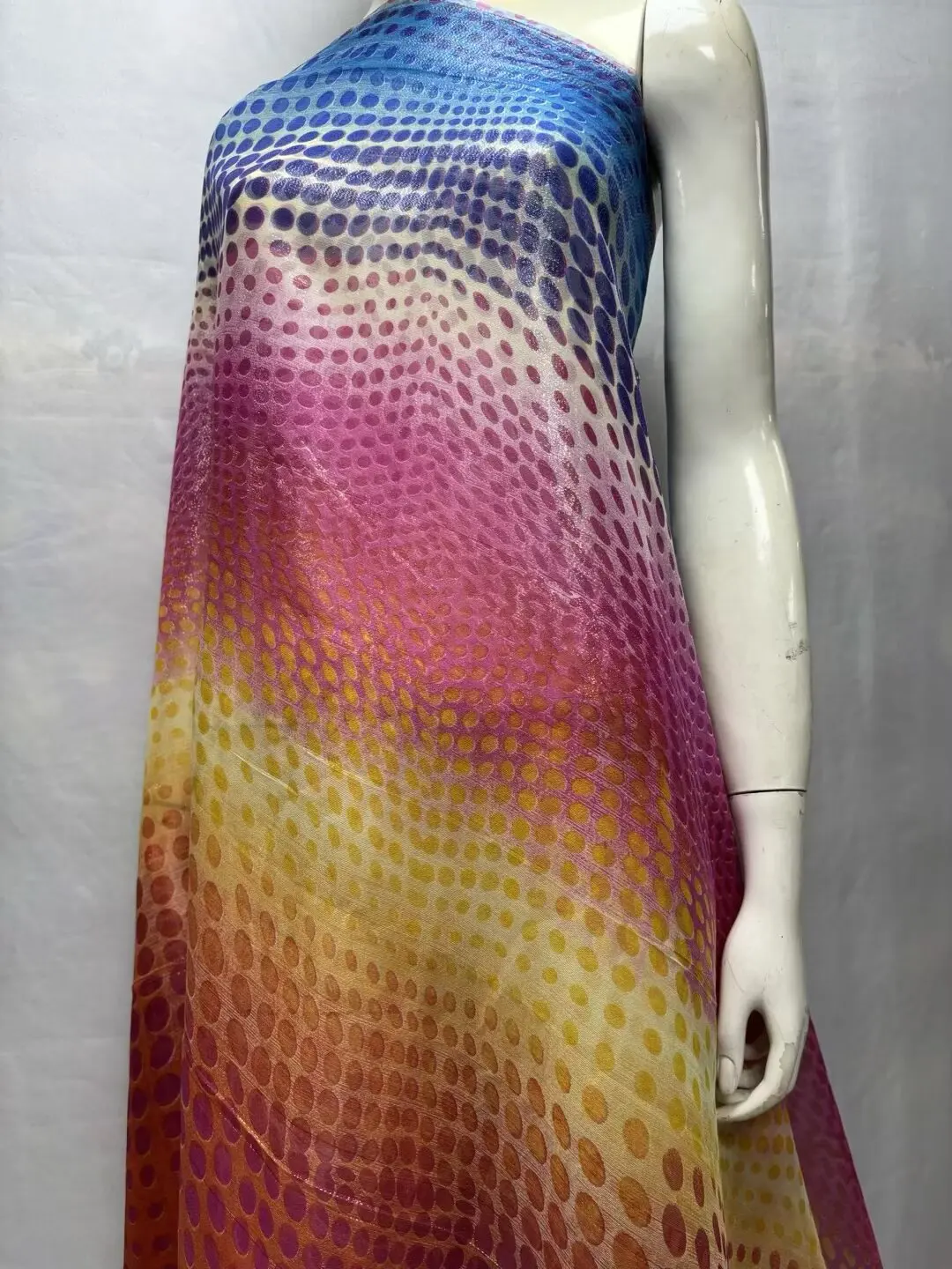 

Latest Guarantee 100% Real Silk High Quality Soft Silk Fabric Light Breathable Silk Print Fabric For Dress 5yards L5-1104-2