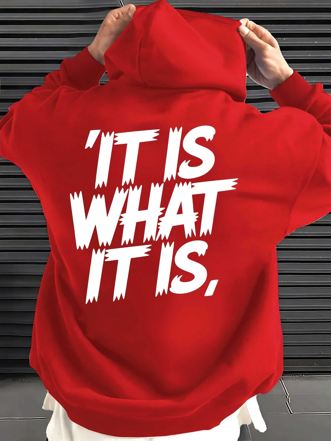 Herren-Hoodie mit Aufdruck „It Is What It Is“, kräftiger Slogan-Text, vollflächiger Rückendruck, Oversize-Streetwear, lässiger Pullover für den Herbst – Detail 3