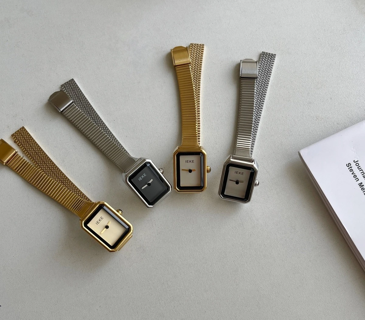 Маленькие ароматные часы в стиле ретро без второго дизайна со стальным ремнем, женские нишевые часы среднего и древнего стиля