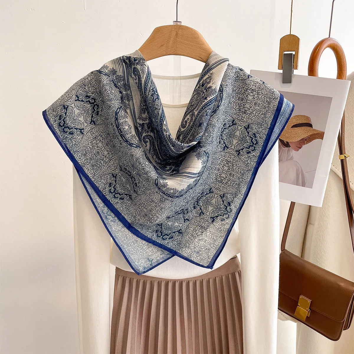 

Silk Square Scarf Hijab Luxury Female Hair Bands Shawl Bandana Handkerchief Ribbon Foulards Femme Neckerchief Headscarf
