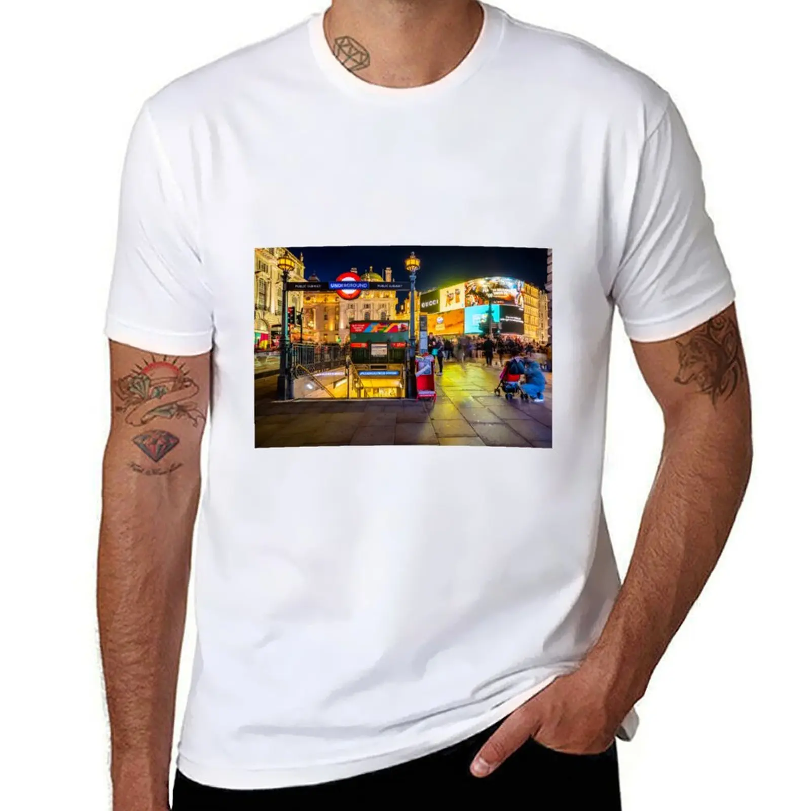 

Piccadilly Circus At Night London Photograph T-Shirt t shirt man luxury T-Shirt