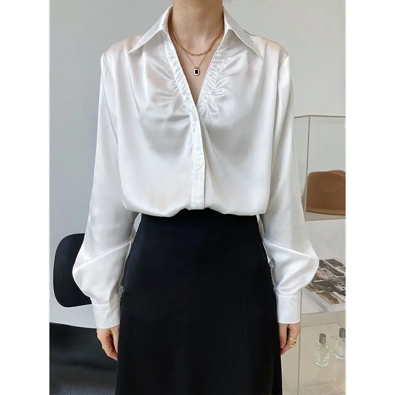 Acetate Satin White Shirt with a Niche Design for Women Featuring Spring and Autumn Pleats and a V-neck Shirt with a Unique