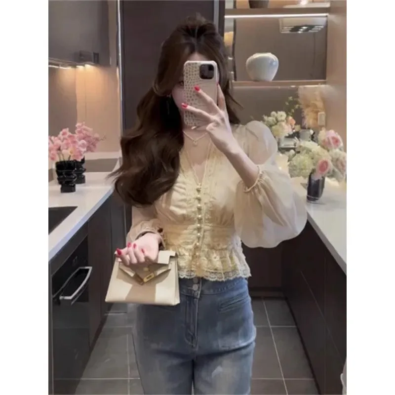 

French Lace Jacquard V-neck Long-sleeved Shirt for Women Autumn Unique Design Slim Button Splicing Short Top