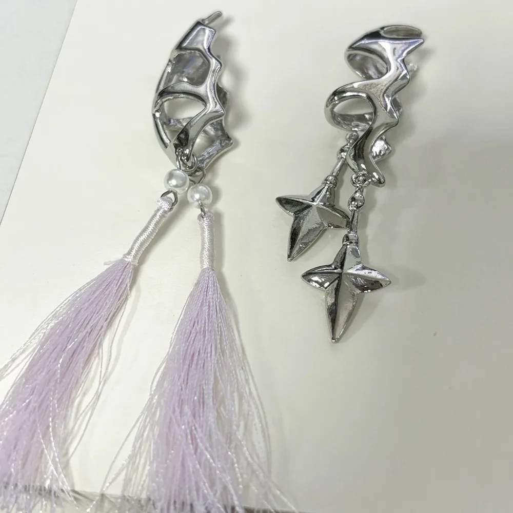 

Game Love And Deepspace Xavier Cosplay Ear Clip Unisex Tassels Pendant No Puncture Earring Jewelry Accessories