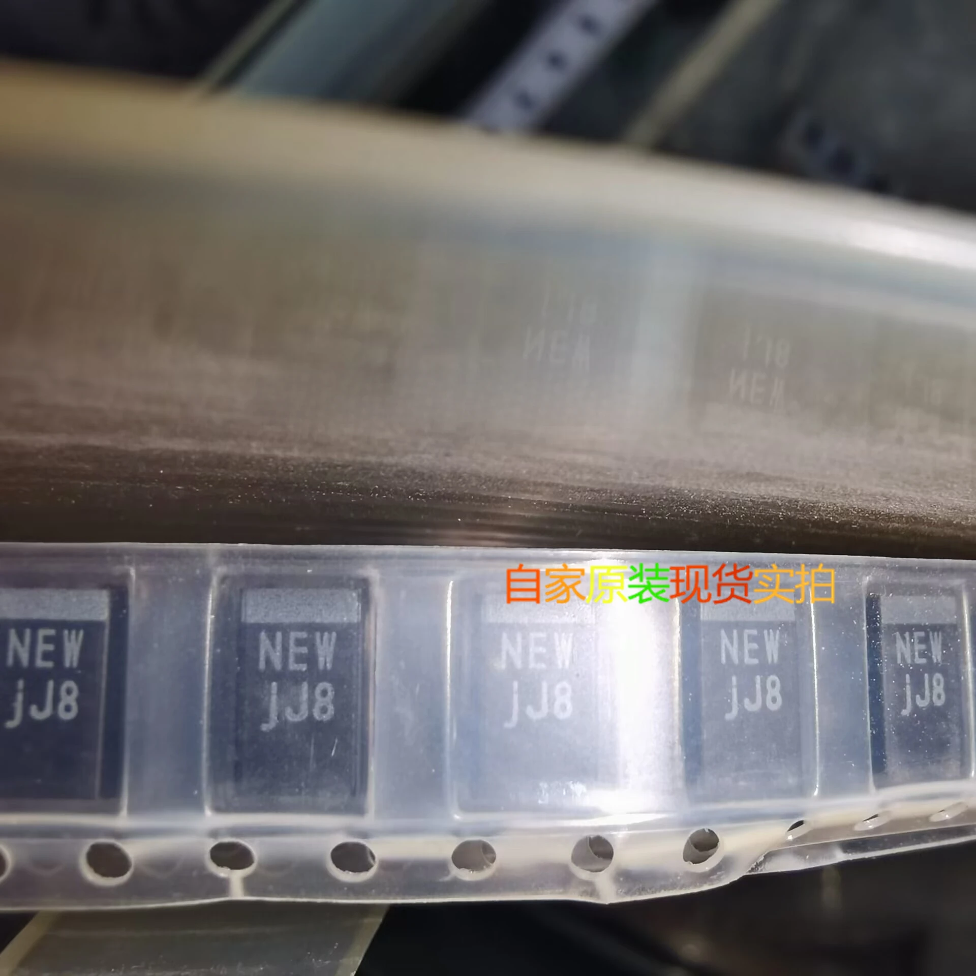 

50PCS/F930J227MNC black imported tantalum capacitor 220UF 6.3V-D silk screen NEW jJ8 tantalum capacitor