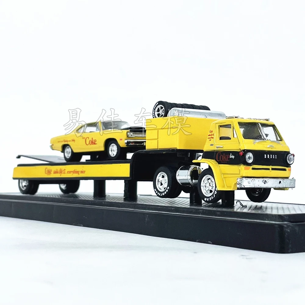 M2 Machines 1/64 1969 Dodge L600 C0E 1971 plymouth Road Runner TW24 Yellow Silver hub Die-cast Alloy Car Model Collection Gift