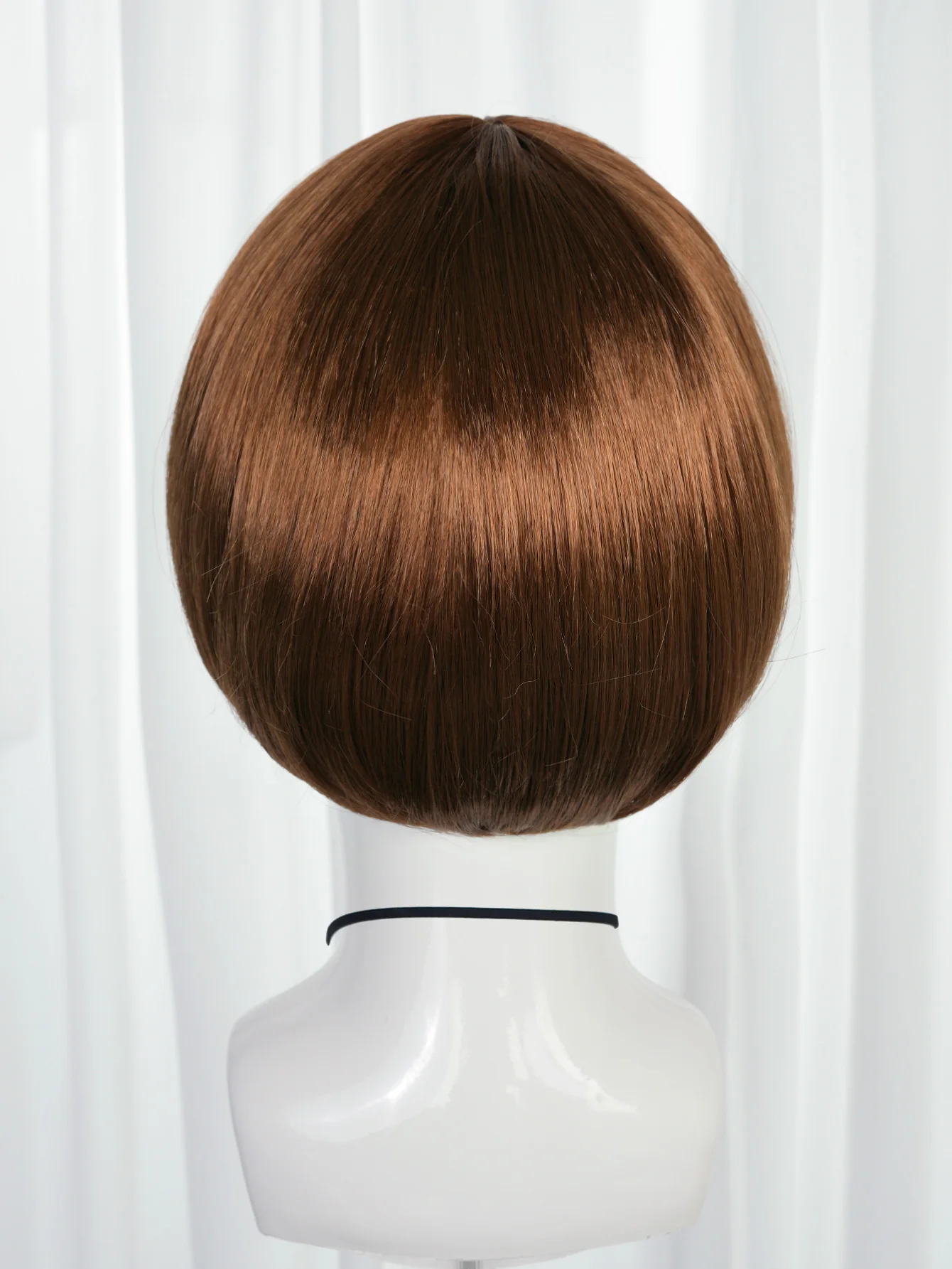 Short Straight Brown Synthetic Hair Bowl Cut Wig Retro Men Disguise Accessory For Halloween Theme Party Role Play Dress Up