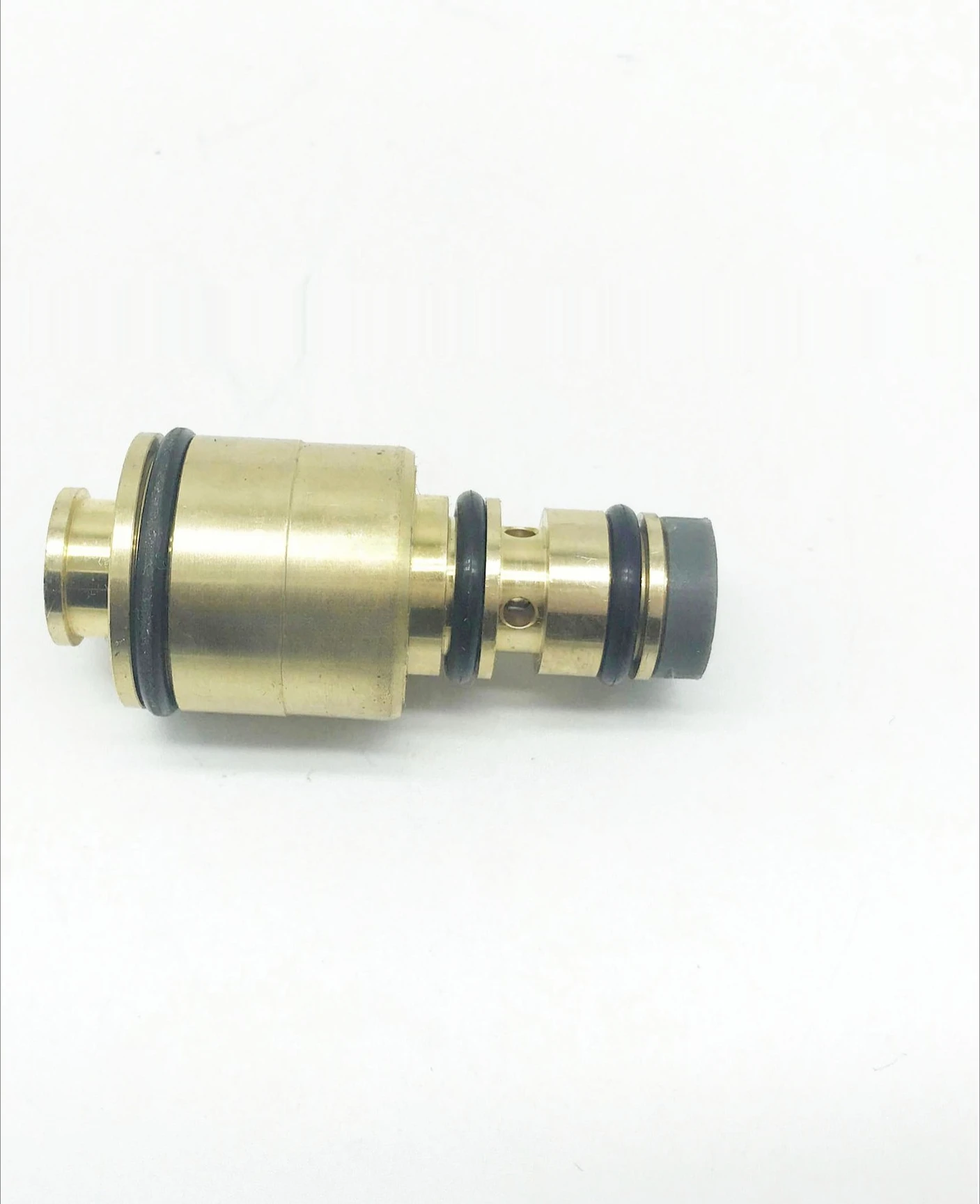 

Suitable for Automotive Parts, Air Conditioning Compressor Control Valve, Flow Control Valve 7SBU16C