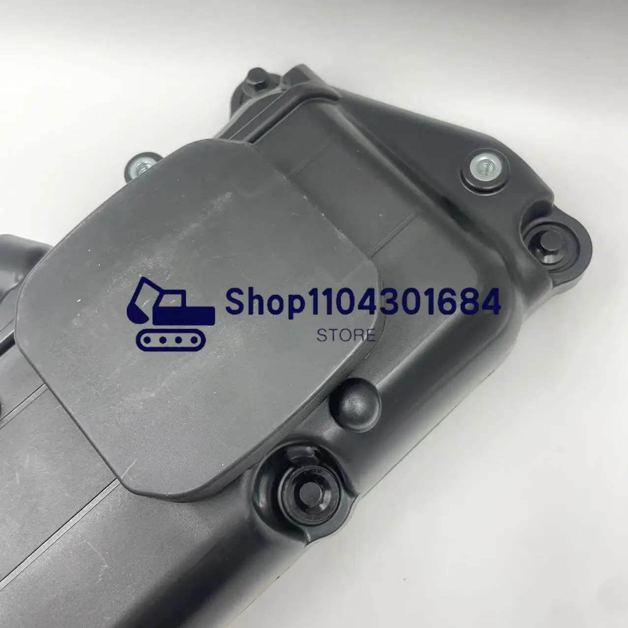 

247-7798,3054C ENGINE HEAD COVER Caterpillar 414E,416D,416E,420D,420E,422E,424D,428D,428E,430D,430E,432E,434E,442D,442E,444E