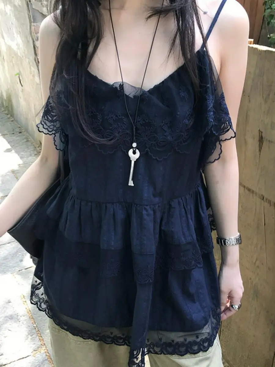 

Lace Splice Strap Vest Women's Gentle Waist Cinching Slimming Mid-Length Casual Style Cotton Blend Outerwear Summer 2026