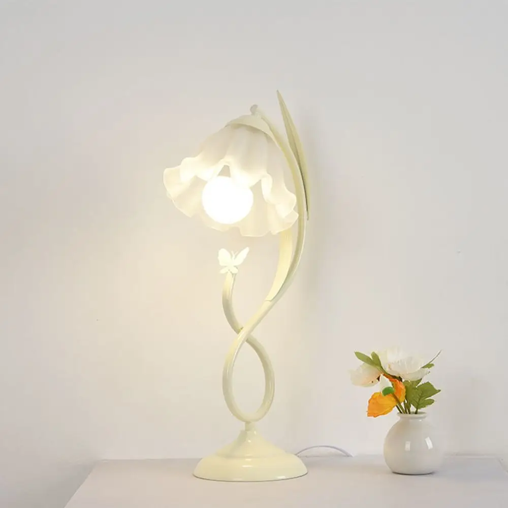 with a Floral Design Desk Lamp for Creating Atmosphere Warm Night Light Romantic Rural Style LED Reading Light Bedhead Studying