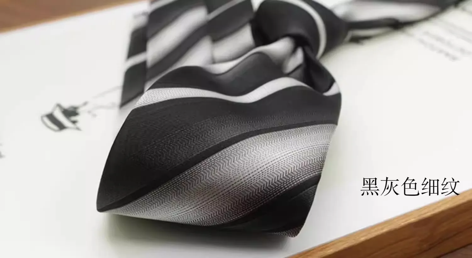 High Quality 100% Silk Retro Casual Striped Case Tie Men's Business Banquet Shirt Accessories 10cm Wide Hand Knotted Silk Cravat