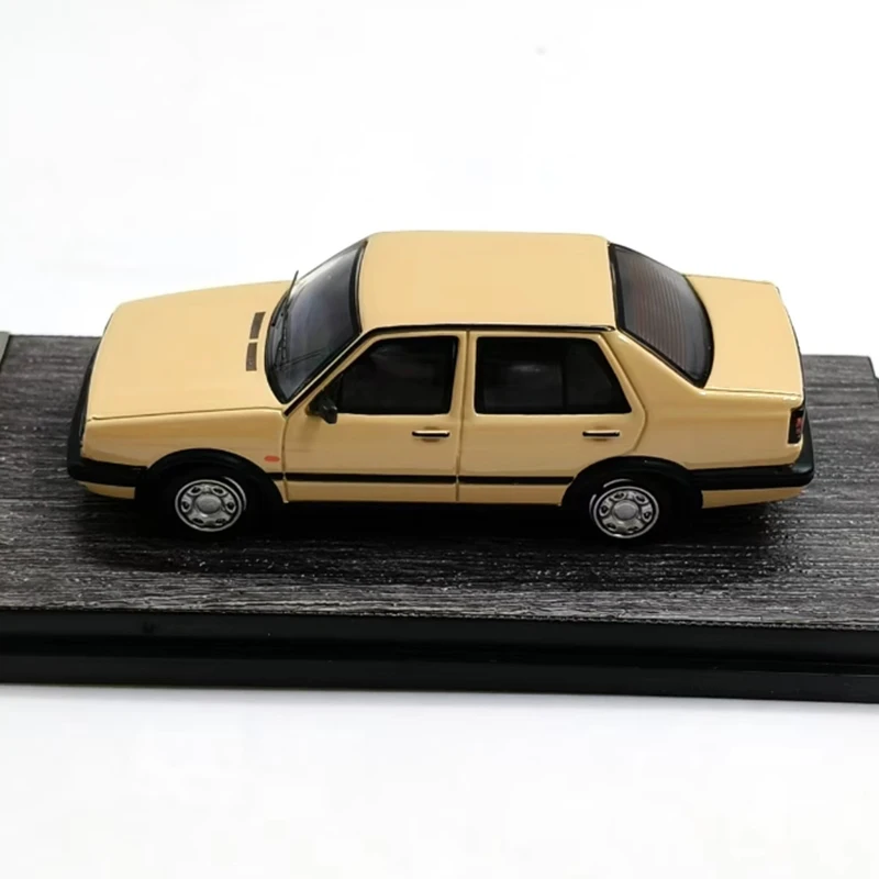 Diecast 1:64 Scale Jetta's GTรถจําลองรุ่นStaticคอลเลกชันตกแต่งวันหยุดของขวัญของเล่นคลาสสิกของที่ระลึกของขวัญ